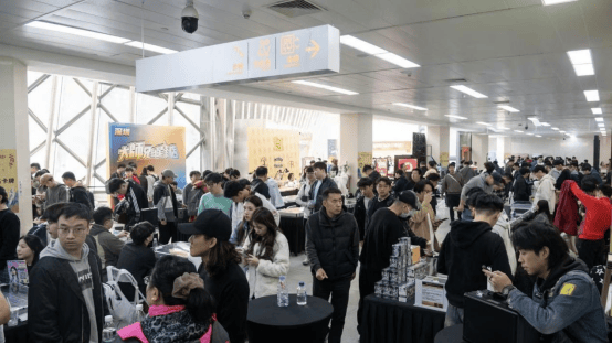 国BFC卡牌文化活动惊喜等你发现CQ9电子app广州站开启！中(图2)
